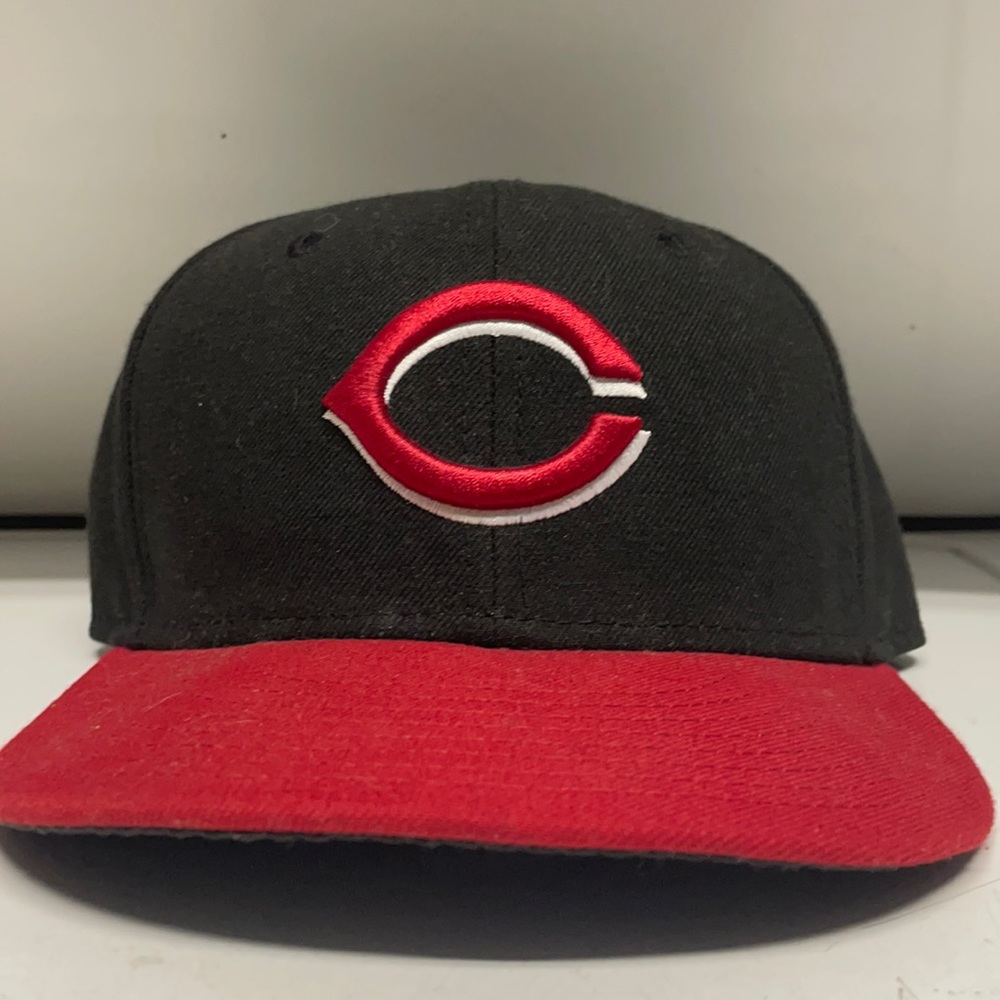 CIN REDS HAT